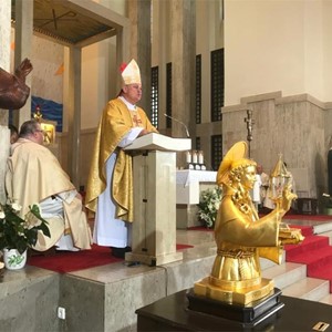 Biskup Košić predvodio svečano misno slavlje na blagdan svetoga Antuna Padovanskog na zagrebačkom Svetom Duhu